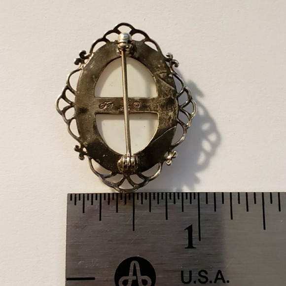 JezLaine Sterling Floral Pin/Brooch - Picture 2 of 5